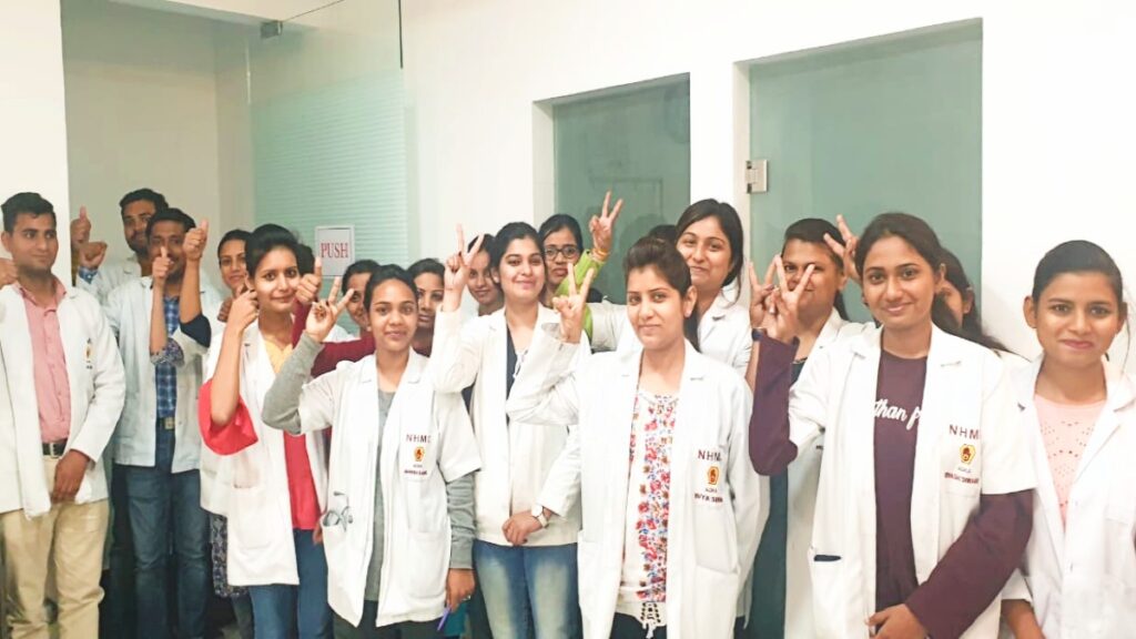 Naiminath-homeopathic-medical-college-agra-students