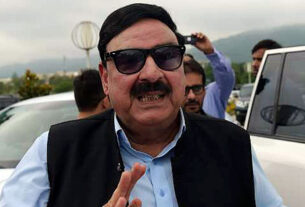 पाकिस्तान के गृह मंत्री का दावा, इस्‍तीफा दिया तो गिरफ्तार होंगे इमरान खान