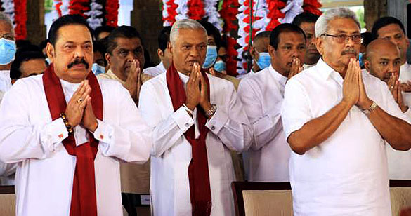 श्रीलंका के सभी 26 कैबिनेट मंत्रियों ने दिया इस्‍तीफा, 4 नए मंत्रियों को दिलाई शपथ
