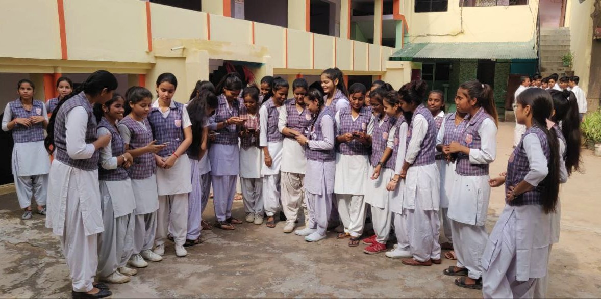 baijanti devi inter college agra girls students
