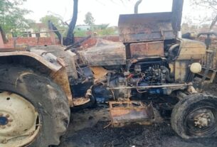 किसान के प्लाट में अज्ञात कारणों से लगी आग, लाखों रुपयों का सामान जलकर राख