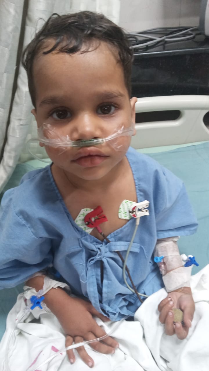 समाजसेवी अशोक जैन सीए के जन्मदिवस पर आ.वि.म. ने एम्स में बच्ची के हृदय का आपरेशन कराया