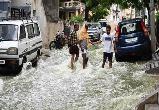 up-weather-rain-alert-jhajjam-rain-alert-issued-in-up-in-the-next-12-hours-know-on-which-day-it-will-rain-in-your-district