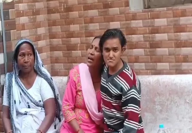 Lucknow breaking News: चिड़ियाघर में खौफनाक हादसा, सफाईकर्मी पर हिप्पो ने किया हमला, मौत