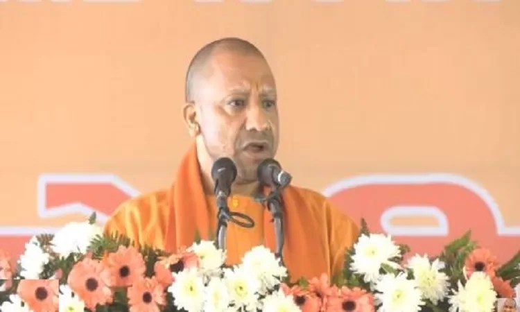 सीएम योगी ने बरेली को दी कई विकास परियोजनाओं की सौगात, अयोध्या आने का निमंत्रण भी दिया