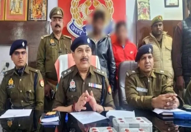 BHU छात्रोंं पर डॉक्टर को इलाज के नाम पर बुलाकर अप्राकृतिक दुष्कर्म का आरोप, वीडियो बनाकर वायरल करने की दी धमकी