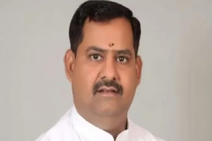 भाजपा कार्य समिति सदस्य श्याम किशोर अवस्थी के इस्तीफे से मचा हड़कंप, बसपा को इस सीट पर थी ब्राह्मण चेहरे की तलाश