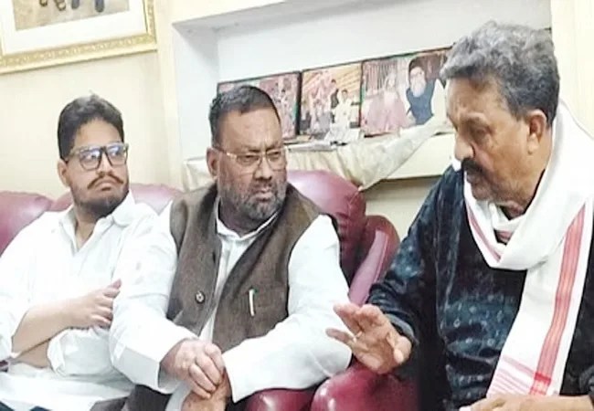 मुख्तार की मौत पर बोले स्वामी प्रसाद, न्यायपालिका को दरकिनार कर यूपी को अराजकता के रास्ते पर आगे बढ़ा रही है योगी सरकार