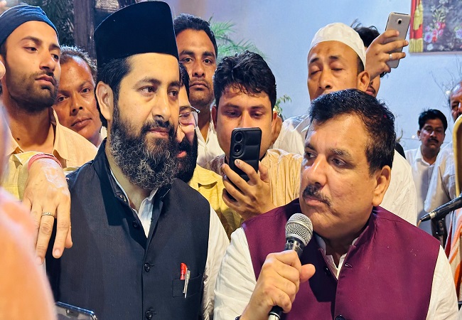 AAP सांसद संजय सिंह पहुंचे रामपुर, कहा- भाजपा की ज़ब्त हो रही है ज़मानत, INDIA गठबंधन की बन रही है सरकार