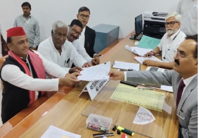 Akhilesh Yadav Nomination : सपा प्रमुख अखिलेश यादव ने कन्नौज से दाखिल किया नामांकन