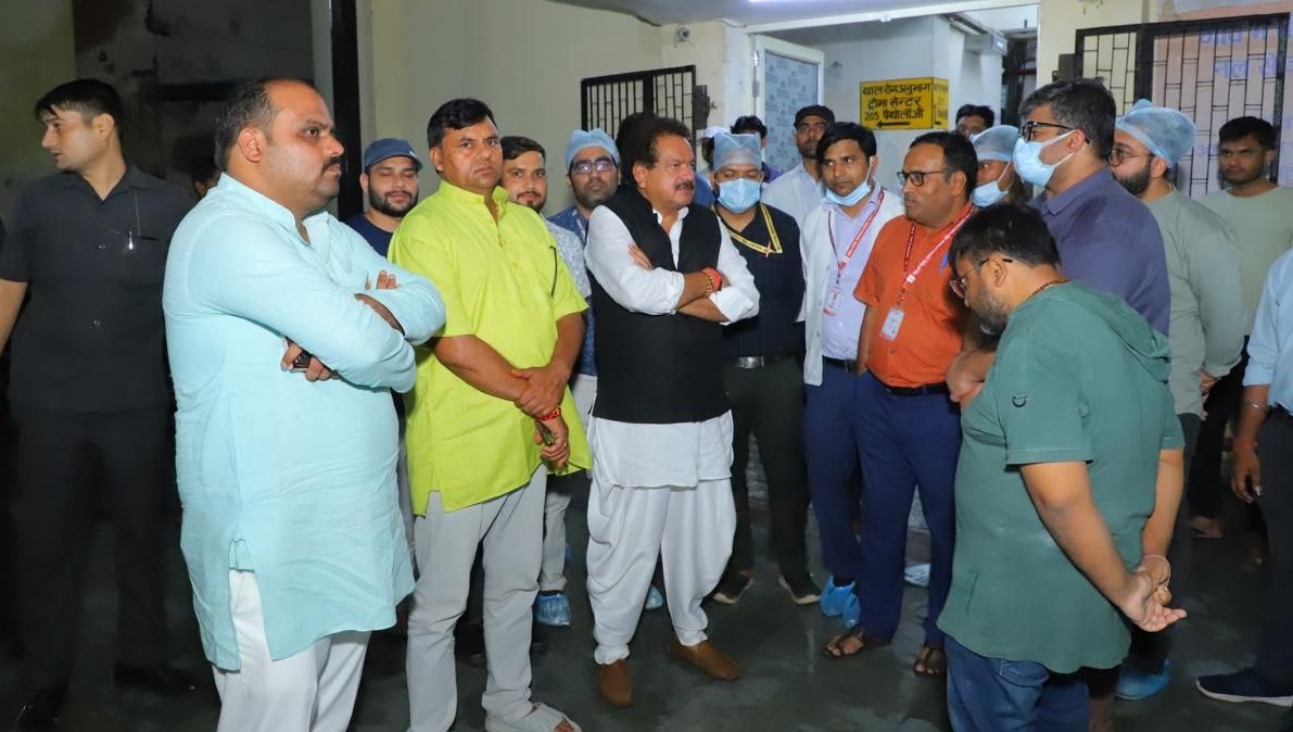 SP singh baghel in SN medical college agra