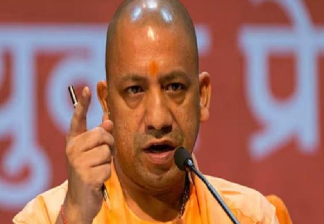 UP News : योगी सरकार ने अफसरों के लिए गाइडलाइन जारी, बगैर अनुमति नहीं लिख सकेंगे सोशल मीडिया पर