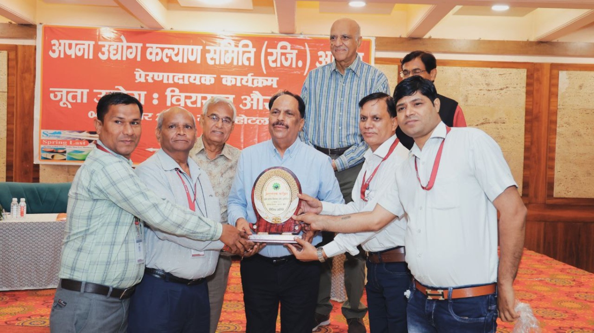 पूरन डावर