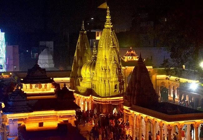 Kashi Vishwanath Dham: बाबा विश्वनाथ मंदिर में नए साल पर ऑनलाइन रुद्राभिषेक कर सकेंगे भक्त, ऐसे करें बुकिंग